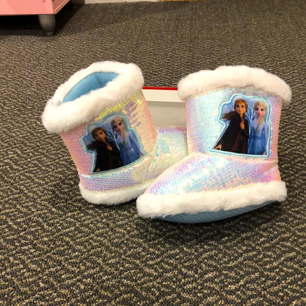 Disney Frozen slipper boots